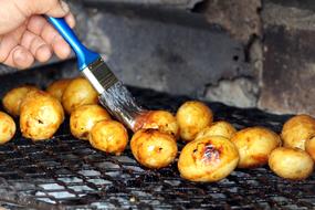 grilled potatoes with spices