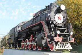 steam locomotive monument