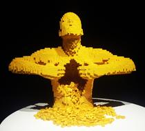 Lego yellow sculpture by artist Nathan Sawaya