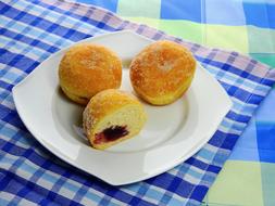 Flavorful sweet rolls