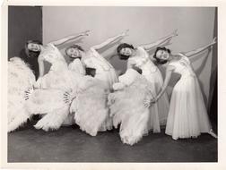 Vintage Ballerinas black and white