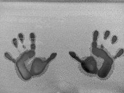 Ice Cold Disc hands drawing