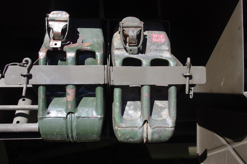 iron diesel cans