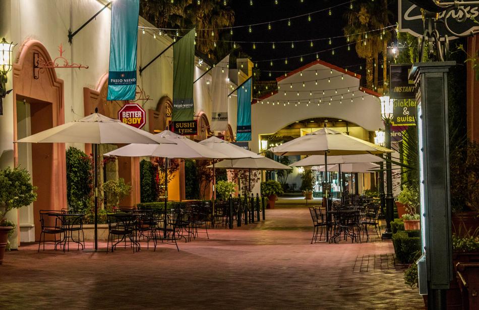 Shopping Courtyard