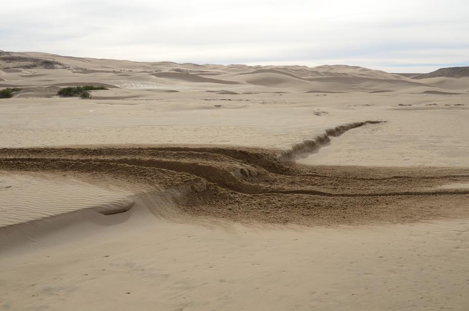 desert sand hot