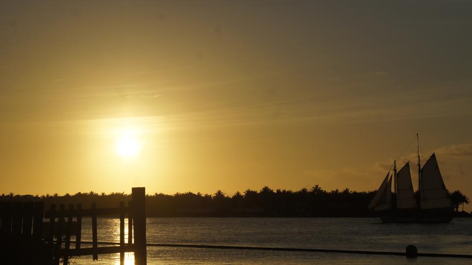 sunrise over the ship port