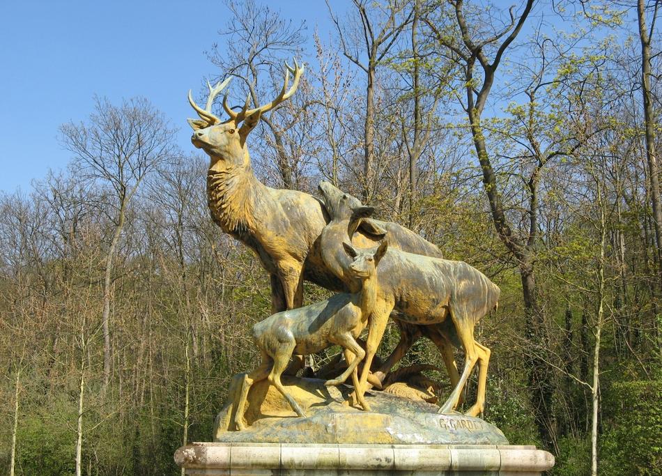 beautiful deer statues in the park