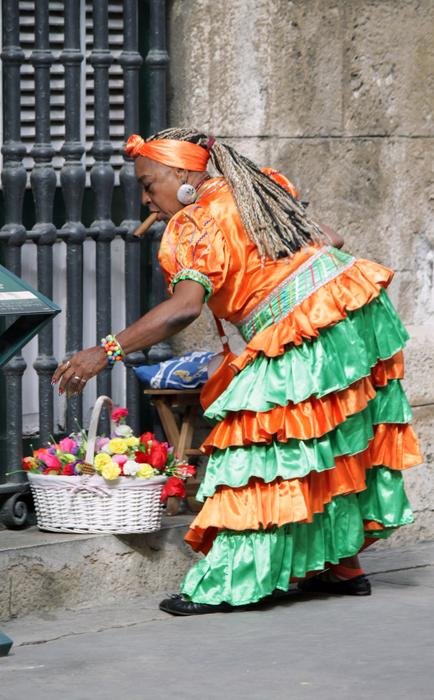 Cuba Woman Cigar