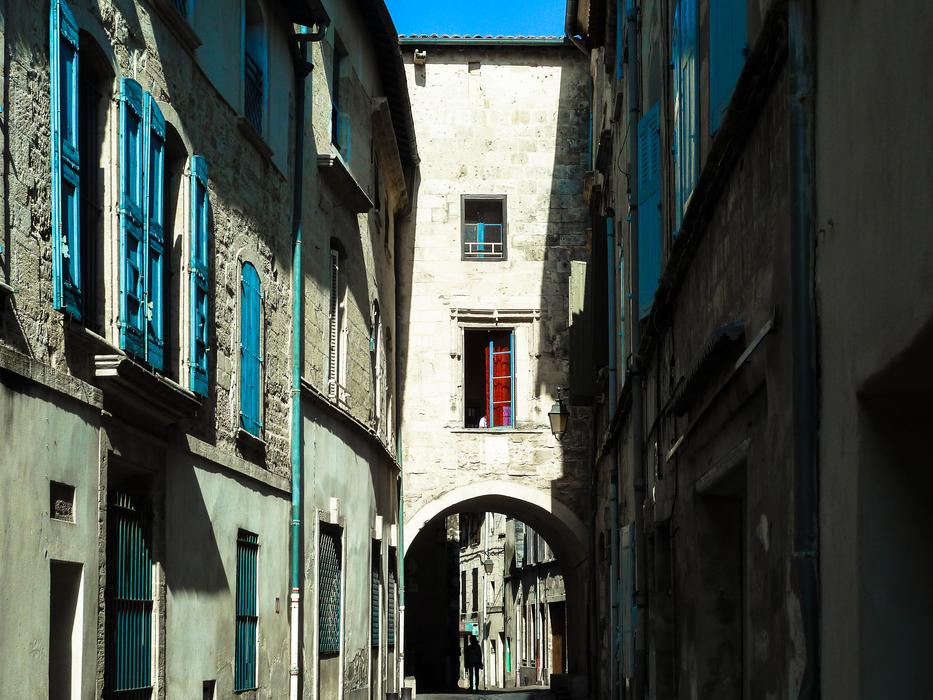 Street Beaucaire Passage