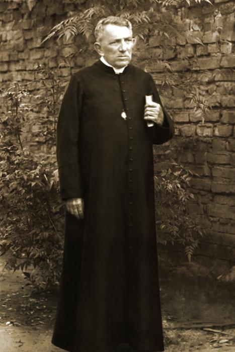 Priest Cicero