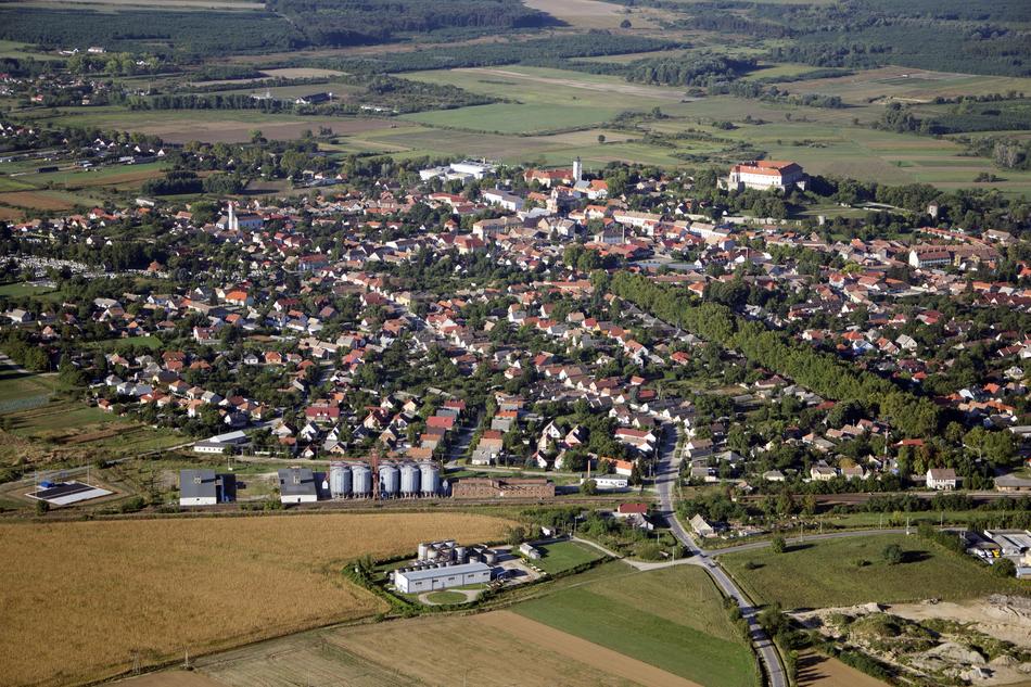 SiklÃ³s Baranya Church Housing