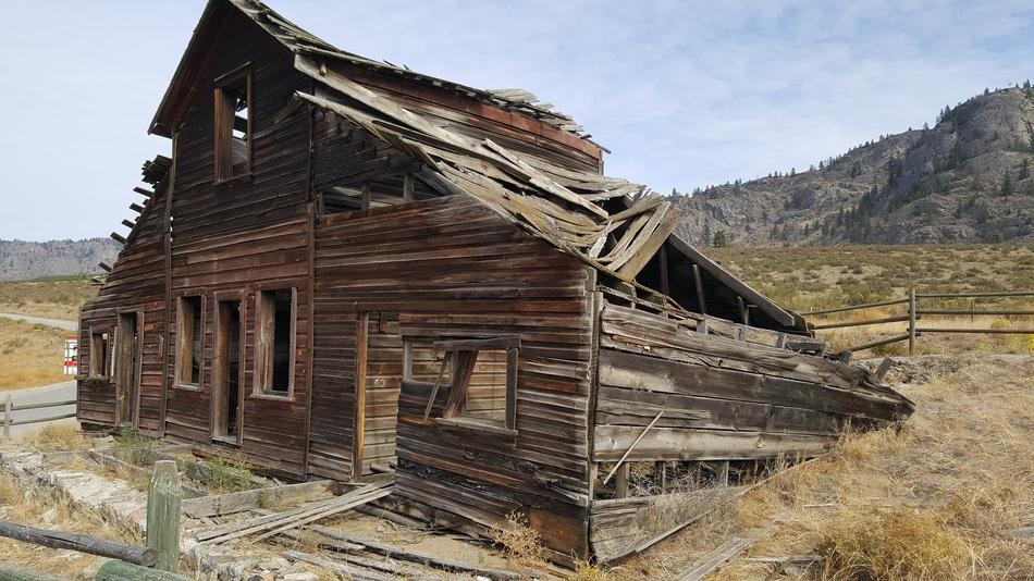 Abandoned House Frontier