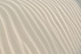 pattern with sand waves