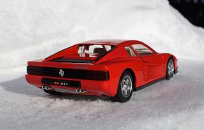 Model Car Ferrari Testarossa
