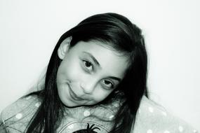 long haired child Girl bend neck to side