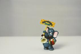 Überraschungseifigur Isolated