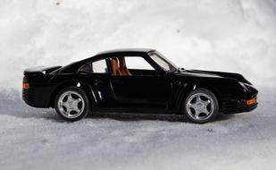 black solid car model