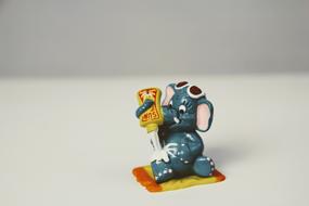 Uberraschungseifigur Isolated