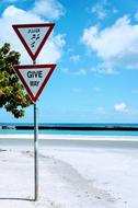 Paradise Give Way Right Of