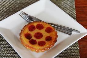 cheesecake in a plate