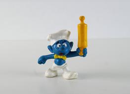 Smurf figurine of the baker