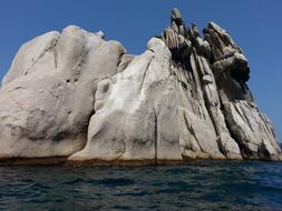 Triozere Rock Sea