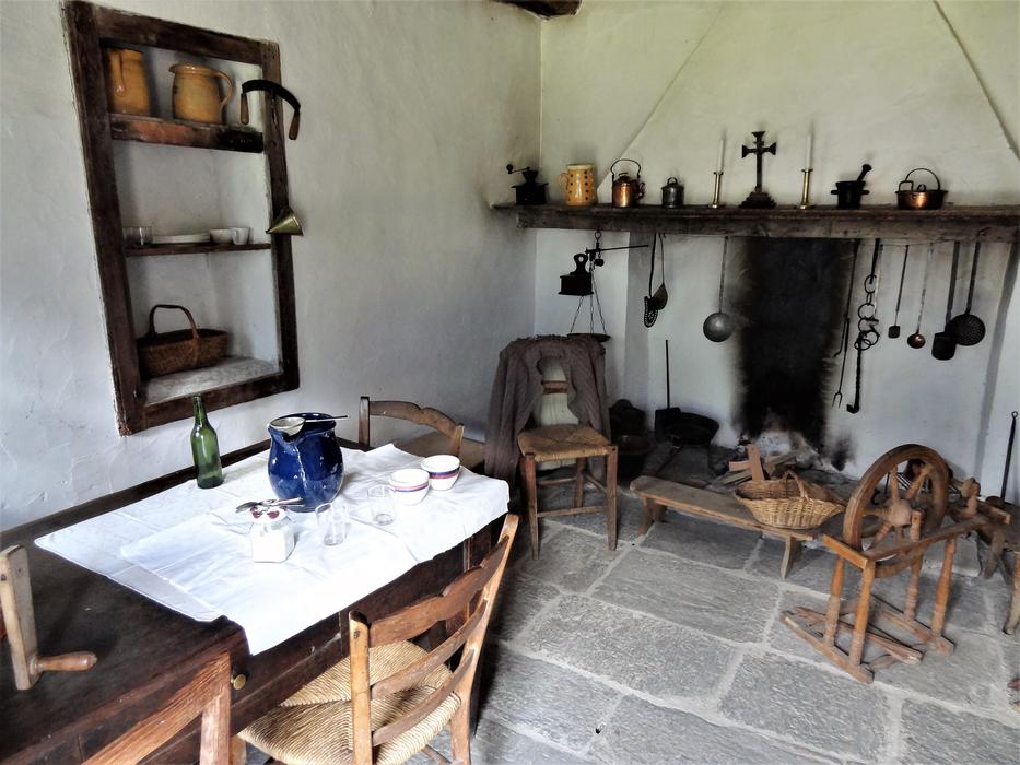 Museum Old Furniture Cooking Zone
