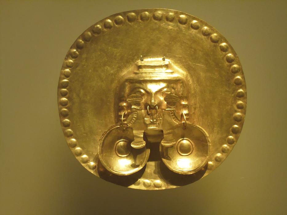 Crafts Colombia Museum Gold