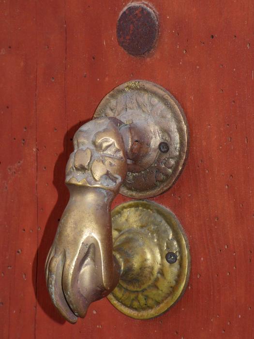Passepartout Bronze Door