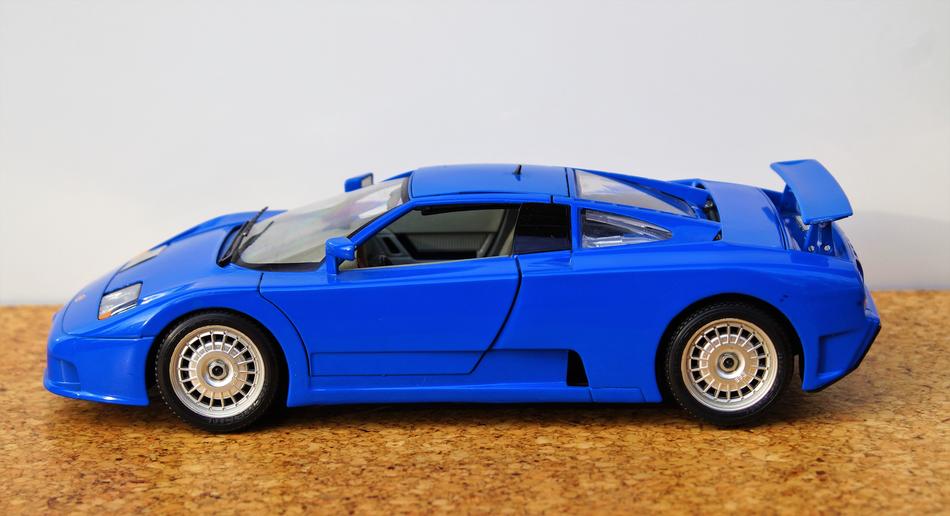 Model Car Bugatti
