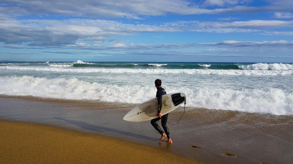 Surf Barcelona Waves