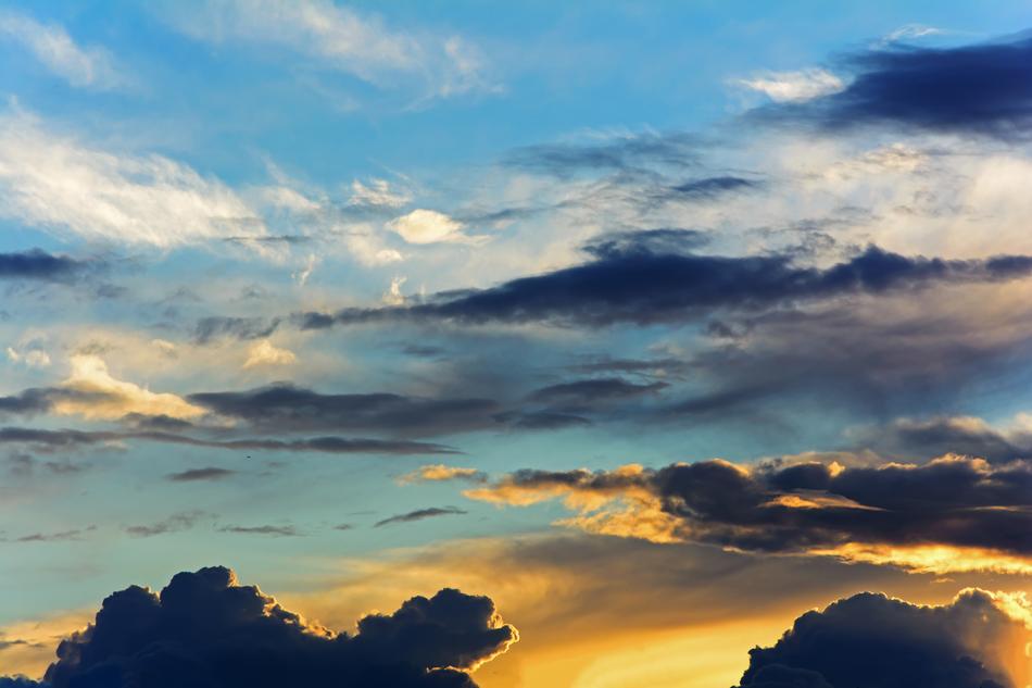 view of the Sky Clouds in Sunset