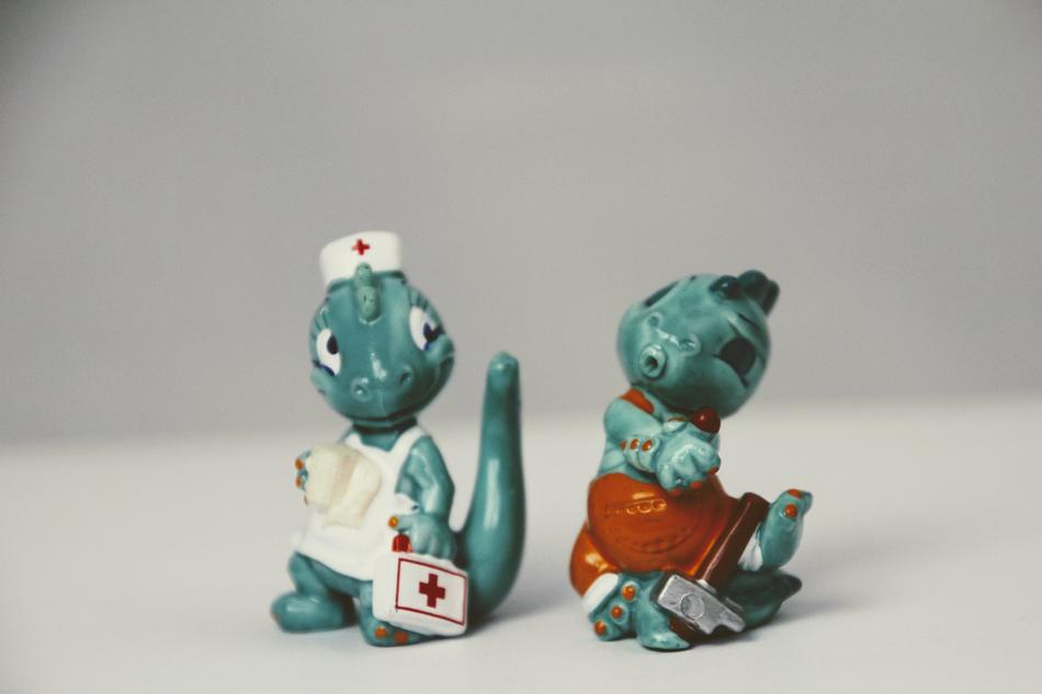 Überraschungseifigur Dino