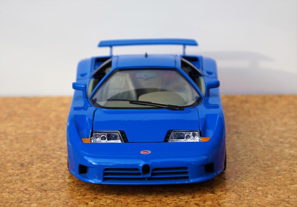 Model Car Bugatti