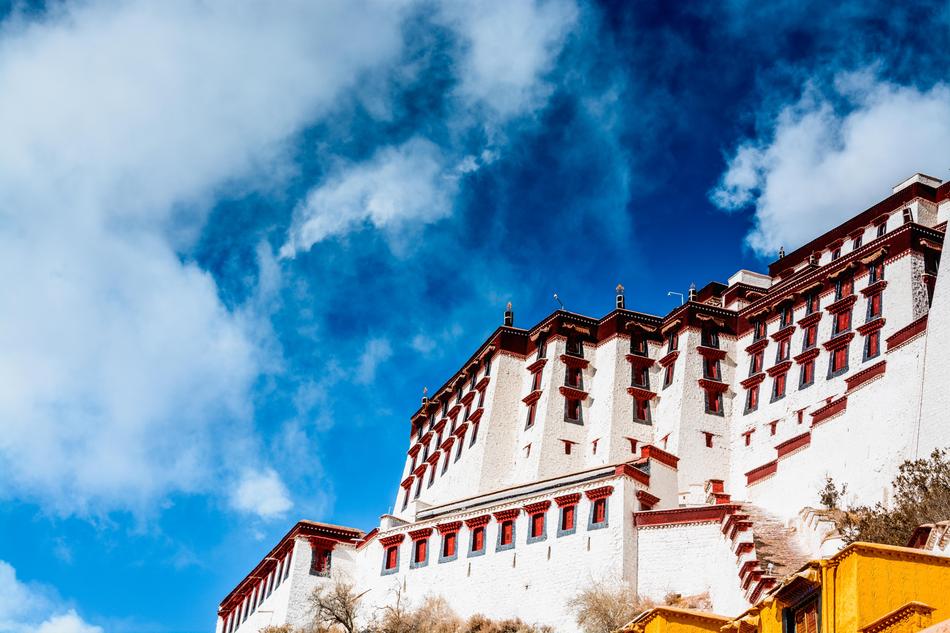 magnificent Potala Palace Sky
