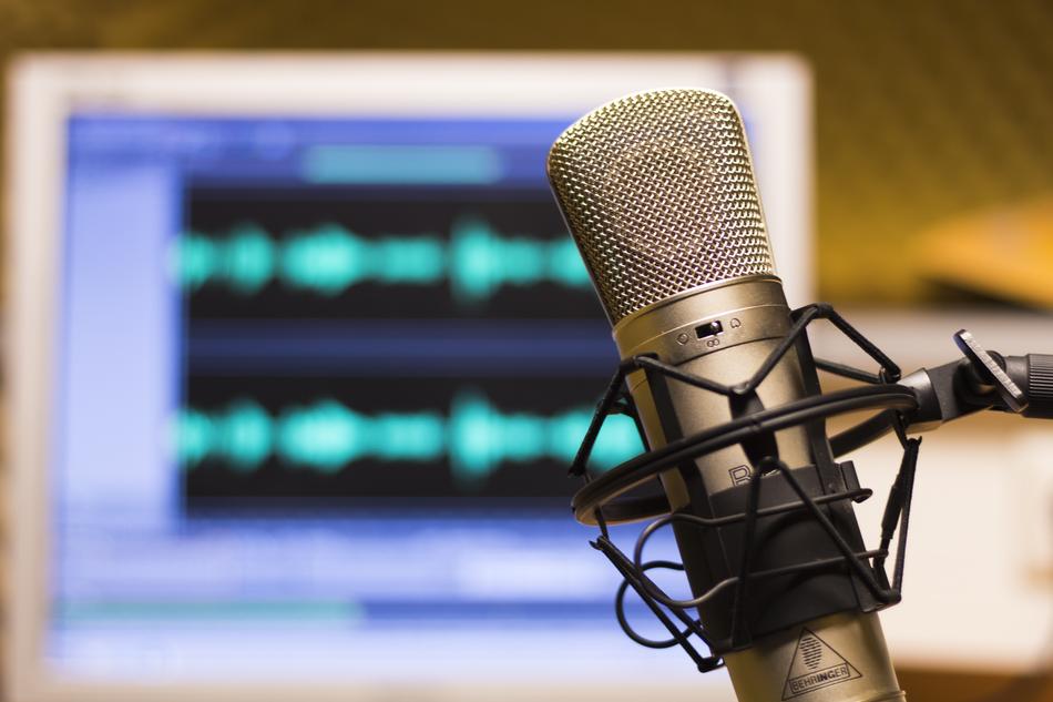 microphone in front of monitor, studio equipment