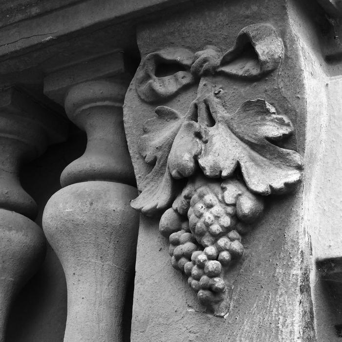 Facade Cluster Relief