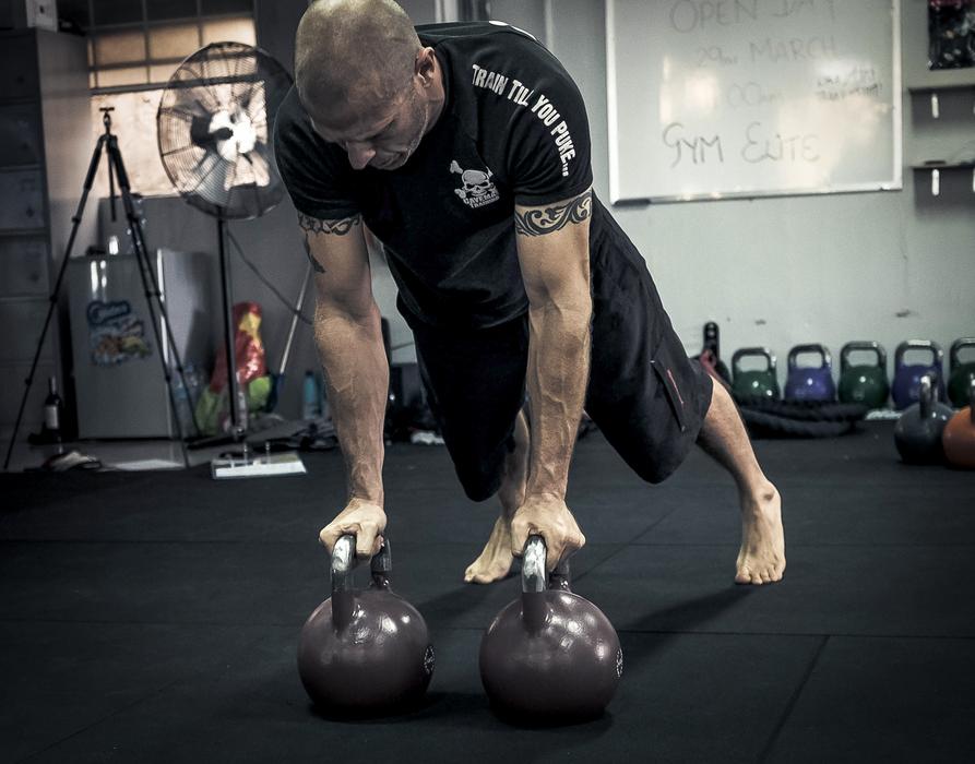 Renegade Rows Kettlebell Kettle