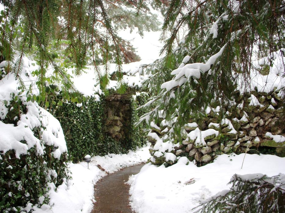 Grotto Prayer Path