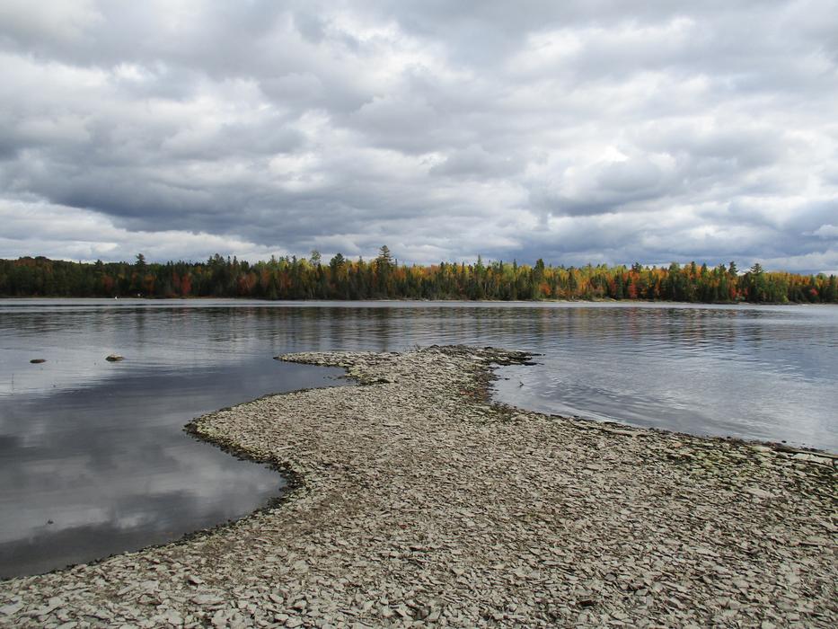 Québec Lake Fall