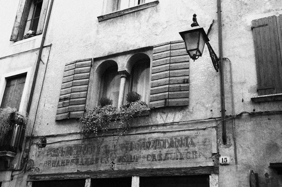 White and Black photo of Window Mullioned house