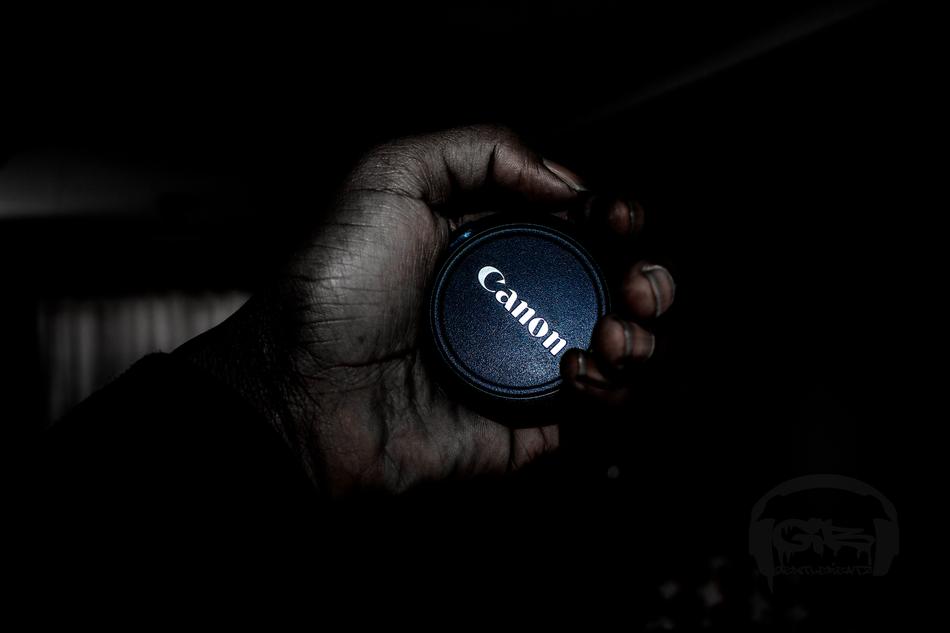 Canon Dark Hand