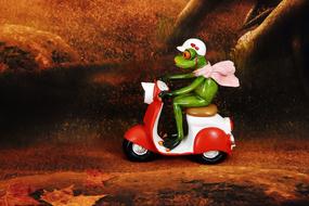 Frog Vespa Figure