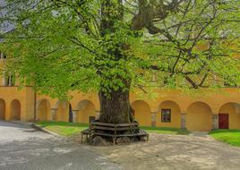 Linde Pen Monastery