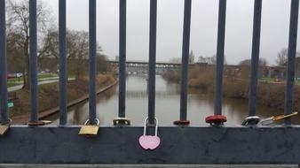 long bridge locks