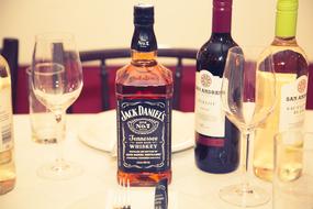 alcoholic beverage whiskey