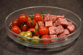 Meat Vine Tomatoes Green