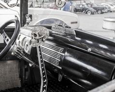 Cars Skulls Vintage