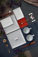 Tableware used to serve the dinner table
