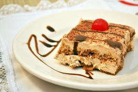 berry cake